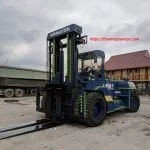 Cho thuê xe nâng 25 tấn KOMATSU FD-250 - Dịch vụ Thành Nguyên Hải Phòng