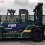 Xe nâng hàng 25 tấn Komatsu Fd-250