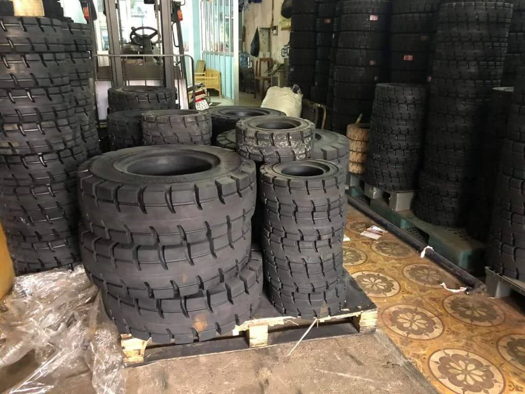 bán lốp xe nâng chính hãng tại hải phòng