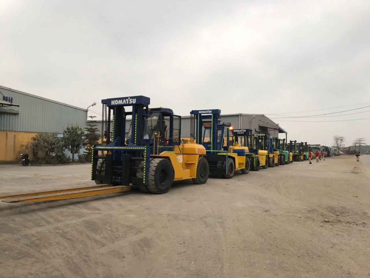 Xu hướng đẩy mạnh hoạt động vận chuyển hàng hóa bằng xe nâng