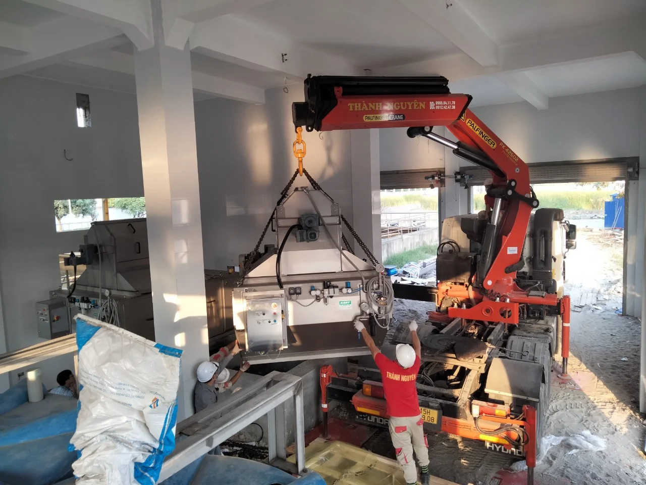Cho thuê cẩu Hải Phòng - Dịch vụ Thành Nguyên Hải Phòng