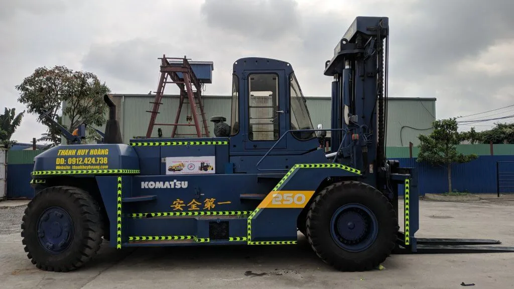 Bán và cho thuê xe nâng KOMATSU 3 TẤN Hải Phòng - Dịch vụ Thành Nguyên Hải Phòng