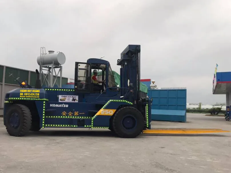 Tuyển lái xe nâng Hải Phòng tháng 10 - Dịch vụ Thành Nguyên Hải Phòng