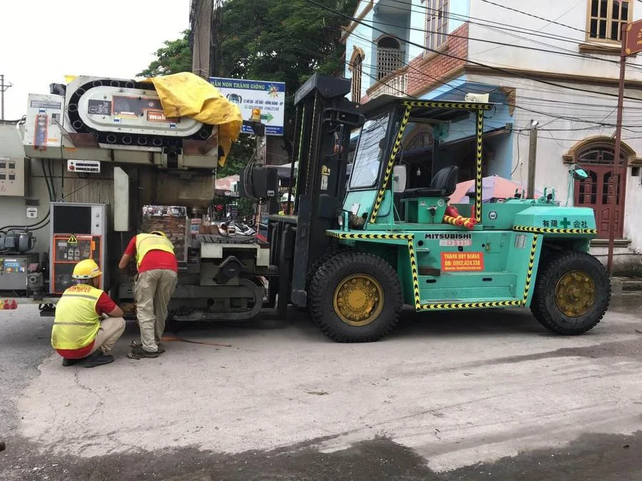 Hình ảnh xếp dỡ tại Hải Phòng - Dịch vụ Thành Nguyên Hải Phòng