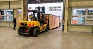 Cho thuê xe nâng tại KCN LG Tràng Duệ Hải Phòng thực hiện di dời máy móc