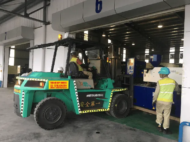 Bán xe nâng KOMATSU FD15 tại Hải Phòng - Dịch vụ Thành Nguyên Hải Phòng