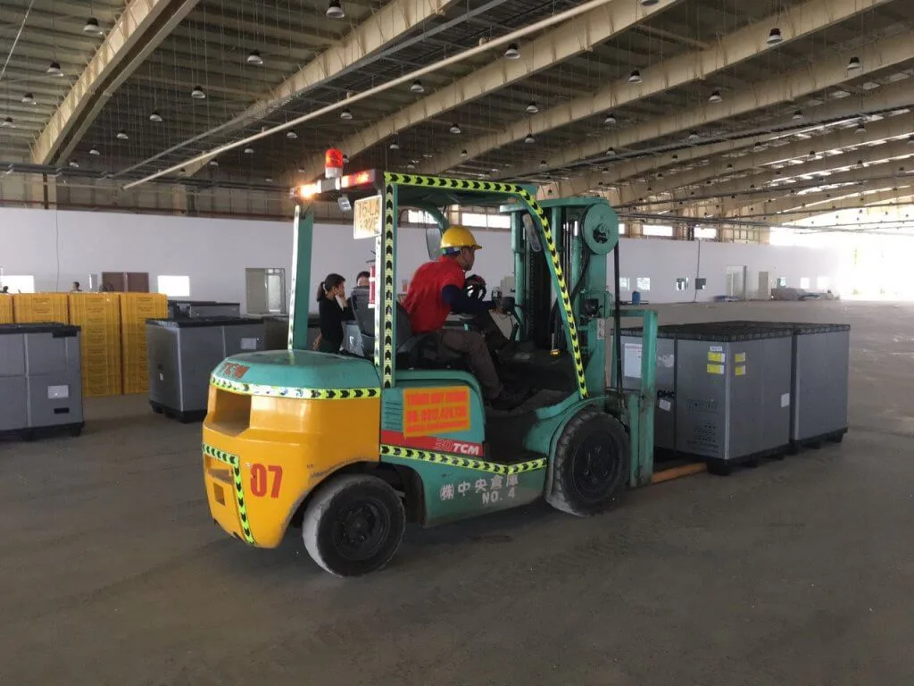 Thuê xe cẩu tự hành 15 tấn tại Hải Phòng - Dịch vụ Thành Nguyên Hải Phòng