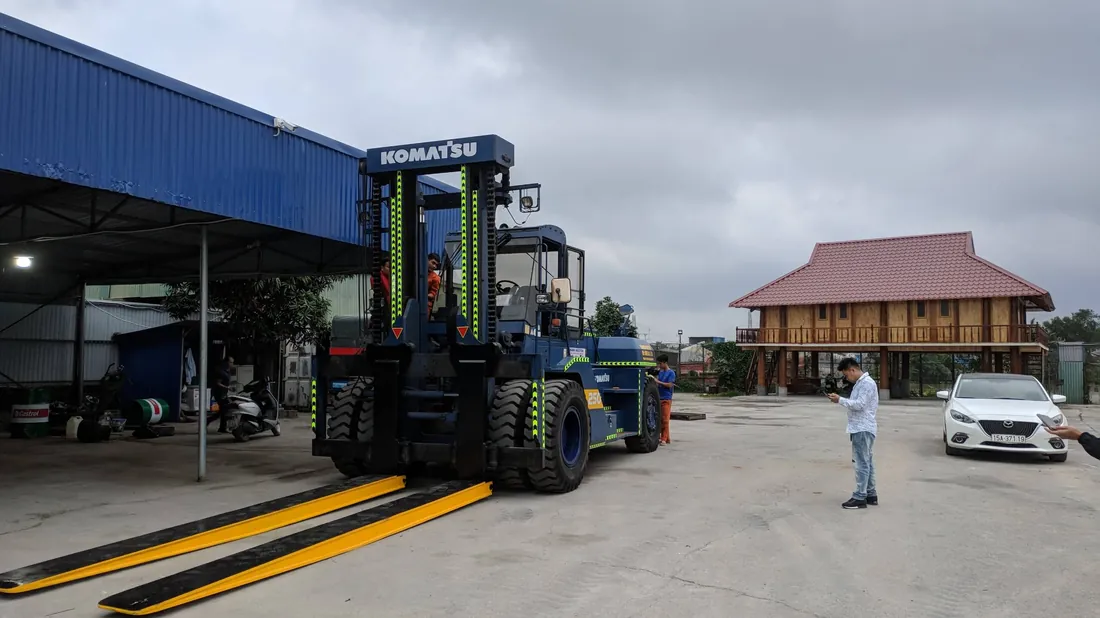 Cho thue xe nang tai Cau Kien Hai Phong - Dịch vụ Thành Nguyên Hải Phòng
